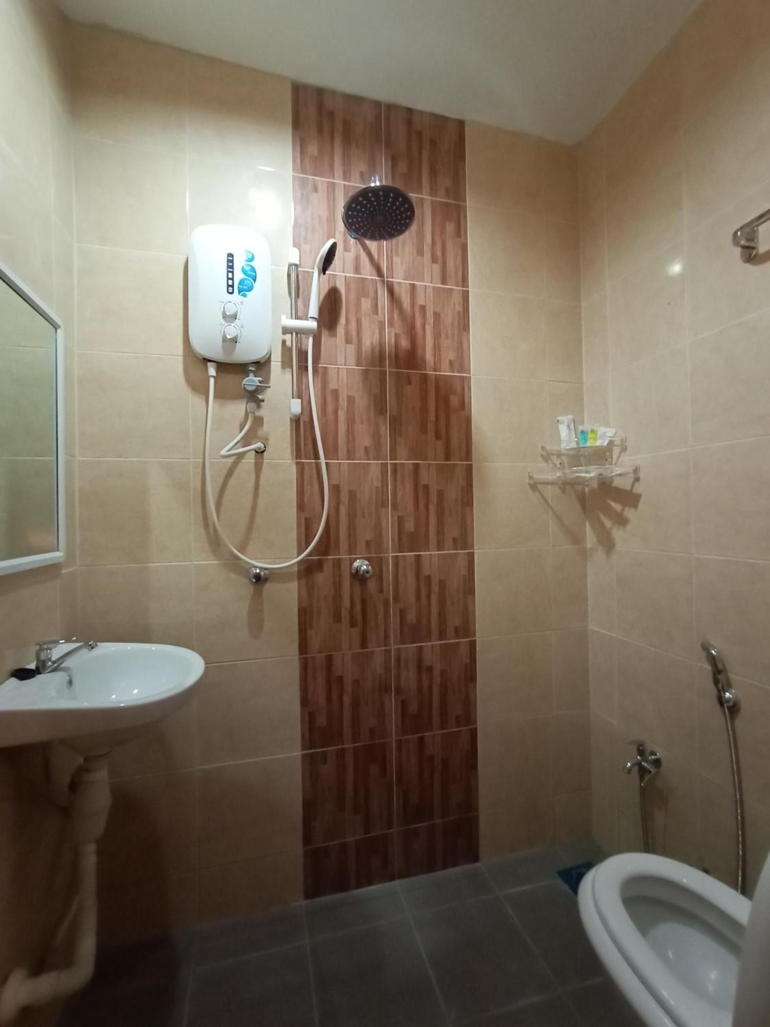 Dane & Shue Hotel Kok Lanas Kampong Kok Lanas Buitenkant foto